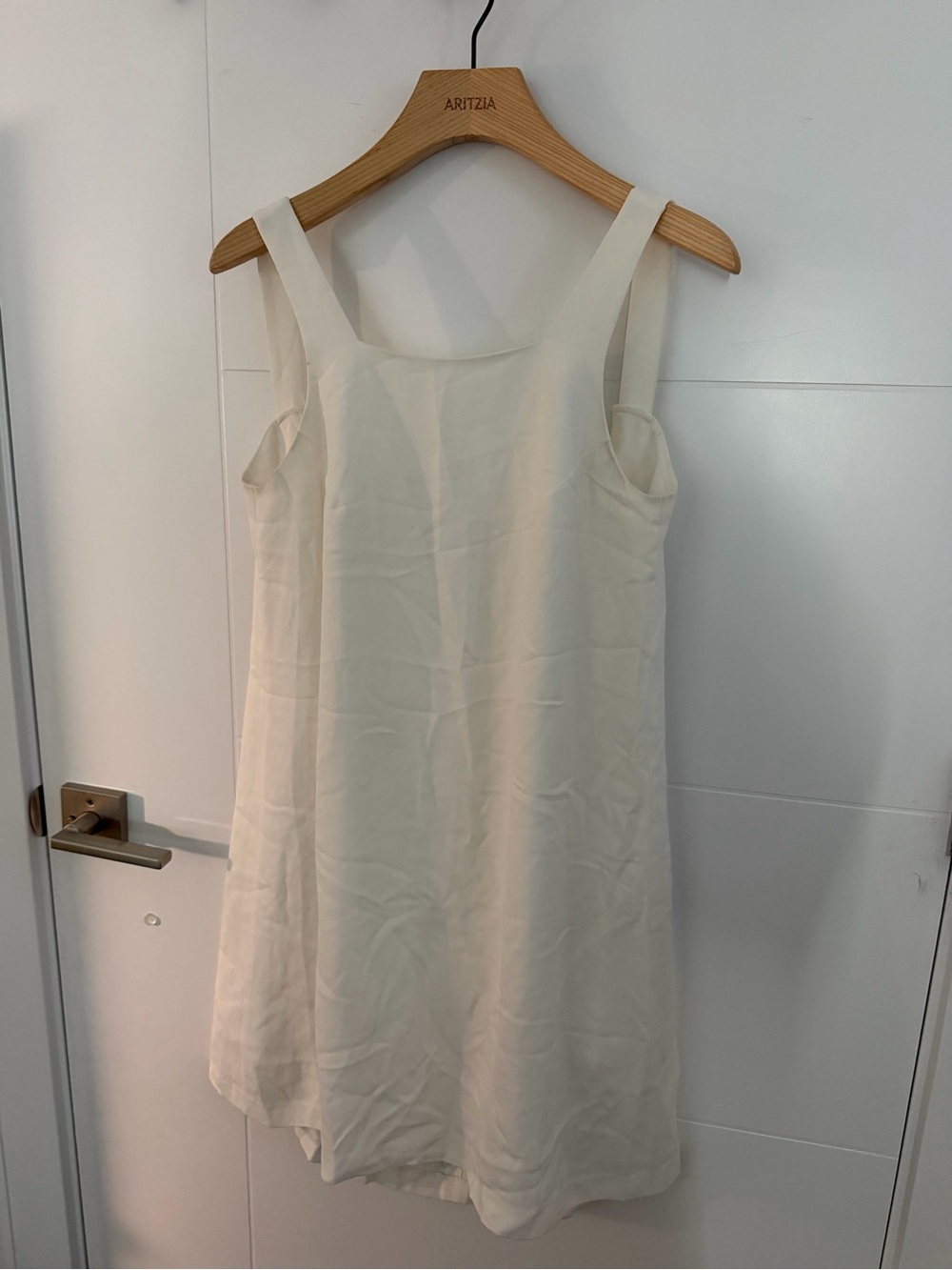 Club Monaco Cream Sleeveless Shift Dress